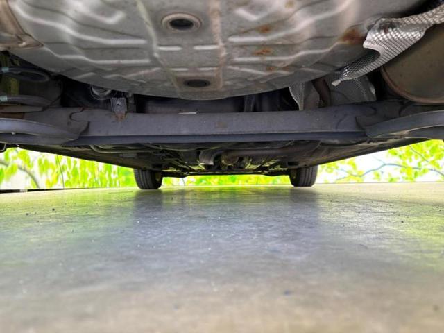 ノート ｅパワーメダリスト　保証書／純正　ＳＤナビ／インテリジェントルームミラー／衝突安全装置／アラウンドビューモニター／車線逸脱防止支援システム／シート　フルレザー／ヘッドランプ　ＬＥＤ／ＥＴＣ／ＥＢＤ付ＡＢＳ　革シート（42枚目）