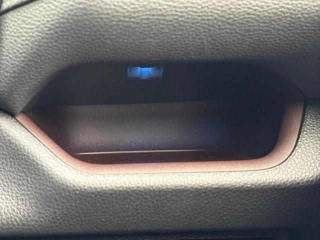 ＷＥＣＡＲＳではほぼ毎日新しい在庫車両を入荷しております！お客様のこだわりを叶える１台がきっとＷＥＣＡＲＳにあるはずです！