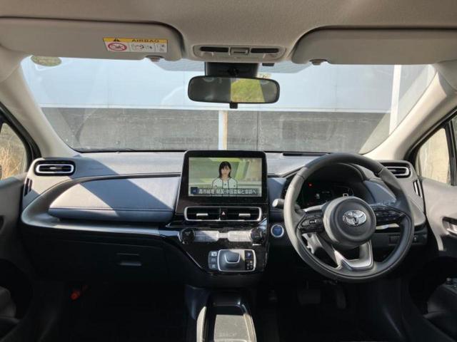 アクア Z 新品タイヤ/保証書/ディスプレイオーディオ10インチ/トヨタセーフティセンス/パノラミックビューモニター/車線逸脱防止支援システム/シート ハーフレザー/ヘッドランプ LED 衝突被害軽減システム(4枚目)