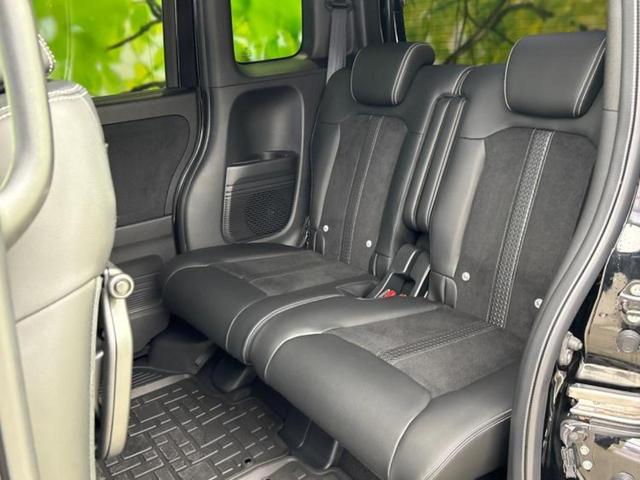 ＷＥＣＡＲＳでは各商談席に大型モニターをご用意しております！見やすい大画面でゆったりと全国の在庫をご覧いただけます！是非ご来店お待ちしております！