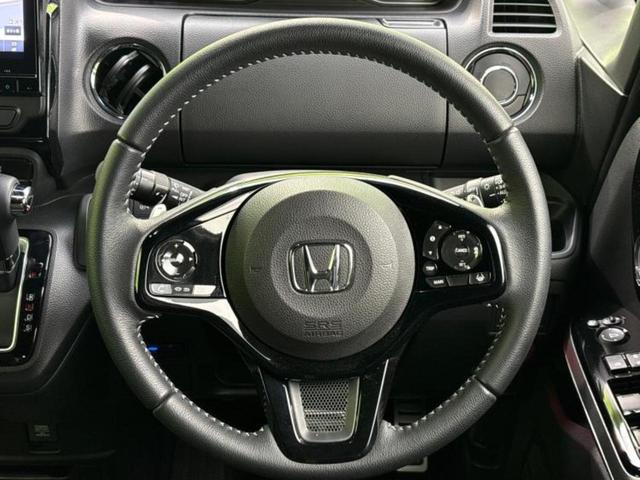 ＷＥＣＡＲＳの展示場では実際に見て、触ってお車をお選びいただけます！知識の豊富な営業スタッフが様々なカーライフをご提案いたします！