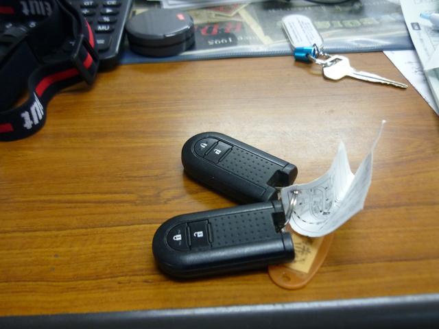 ムーヴ X スマートキー アイドリングストップ CVT 盗難防止システム ABS ESC アルミホイール 衝突安全ボディ エアコン パワーステアリング パワーウィンドウ(6枚目)