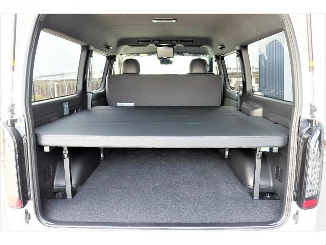 スーパーGL ダークプライムII 新車ハイエースワイドVディーゼル2WDBIG-X11ダブルナビベッドキットPKG両側パワスラローダウンナビベッドキット付きカスタム車両カスタム車両カスタム車両カスタム車両(4枚目)