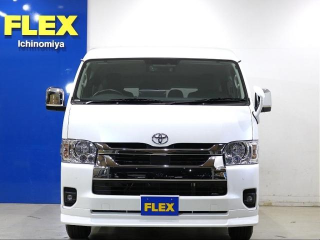 ハイエースバン 　ＦＬＥＸオーバーフェンダー／社外フロントリップ／アルパインＢＩＧＸ／フリップダウンモニター／クルーズコントロール／ベッドキット／ドライブレコーダー／２０００ｗインバーター／リン酸鉄ツインバッテリー（5枚目）
