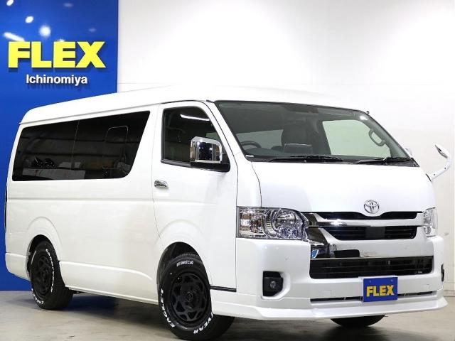 ハイエースバン 　ＦＬＥＸオーバーフェンダー／社外フロントリップ／アルパインＢＩＧＸ／フリップダウンモニター／クルーズコントロール／ベッドキット／ドライブレコーダー／２０００ｗインバーター／リン酸鉄ツインバッテリー（6枚目）