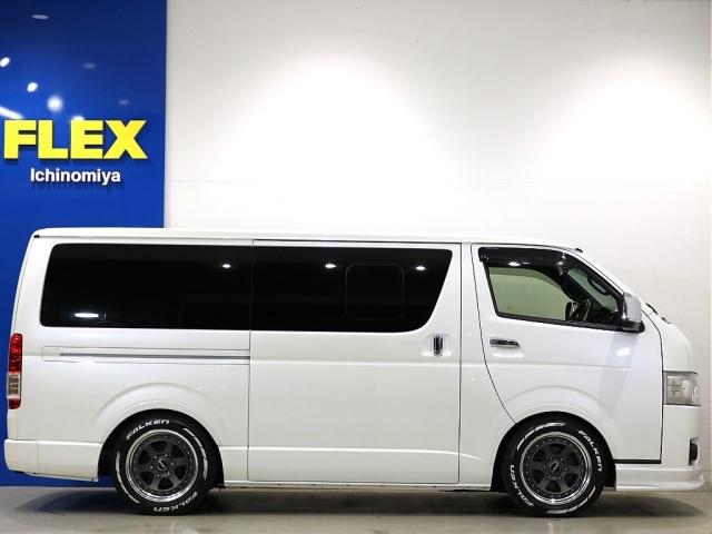 ハイエースバン 　ＦＬＥＸオーバーフェンダー／社外フロントリップ／アルパインＢＩＧＸ／フリップダウンモニター／クルーズコントロール／ベッドキット／ドライブレコーダー／２０００ｗインバーター／リン酸鉄ツインバッテリー（8枚目）