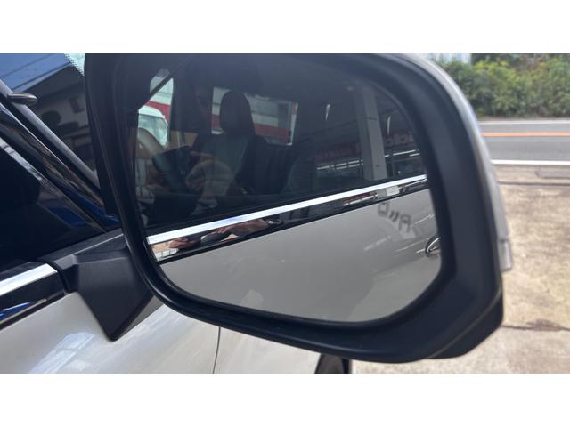 アルファード Z ガソリン4WD トヨタチームメイト アドバンスパーク+パーキングブレーキ+アドバンストドライブ 2列目エグゼティブシート ユニバーサルステップ フルセグTV 前後ドライブレコーダー(18枚目)