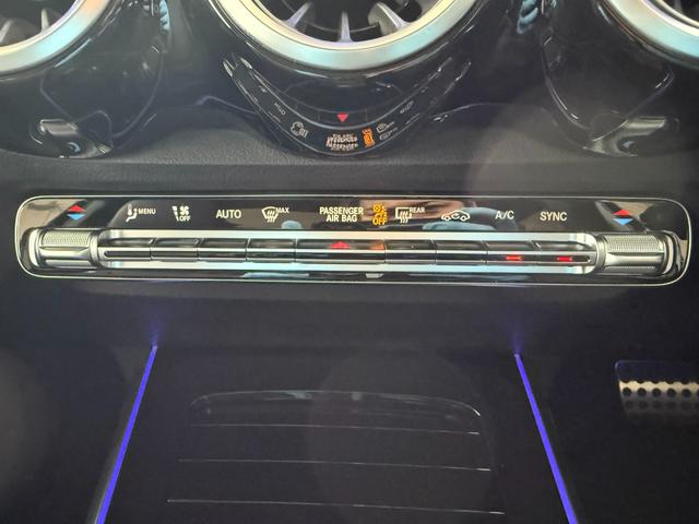 ＧＬＢ ＧＬＢ３５　４マチック　ＧＬＢ３５　４マチック（ＢＳＧ搭載モデル）／アドバンスドＰＫＧ／パノラミックサンルーフ／ブルメスターサウンド／ヘッドアップディスプレイ／純正ドラレコ／（19枚目）