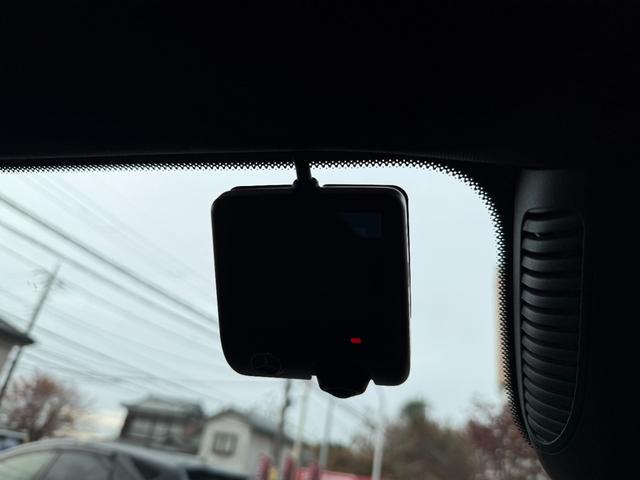 ＧＬＢ ＧＬＢ３５　４マチック　ＧＬＢ３５　４マチック（ＢＳＧ搭載モデル）／アドバンスドＰＫＧ／パノラミックサンルーフ／ブルメスターサウンド／ヘッドアップディスプレイ／純正ドラレコ／（32枚目）