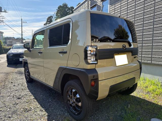 タフト Ｇターボ　カスタム車両／衝突軽減装置／ガラスルーフ／シートヒーター／ＬＥＤライト／レーダークルーズ／バックカメラ／ディスプレイオーディオナビ／Ｃａｒ　Ｐｌａｙ対応／フルセグＴＶ／サンドベージュメタリック（8枚目）