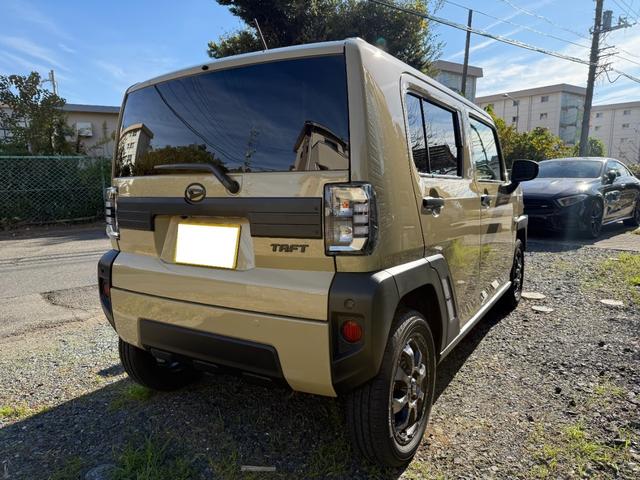 タフト Ｇターボ　カスタム車両／衝突軽減装置／ガラスルーフ／シートヒーター／ＬＥＤライト／レーダークルーズ／バックカメラ／ディスプレイオーディオナビ／Ｃａｒ　Ｐｌａｙ対応／フルセグＴＶ／サンドベージュメタリック（10枚目）