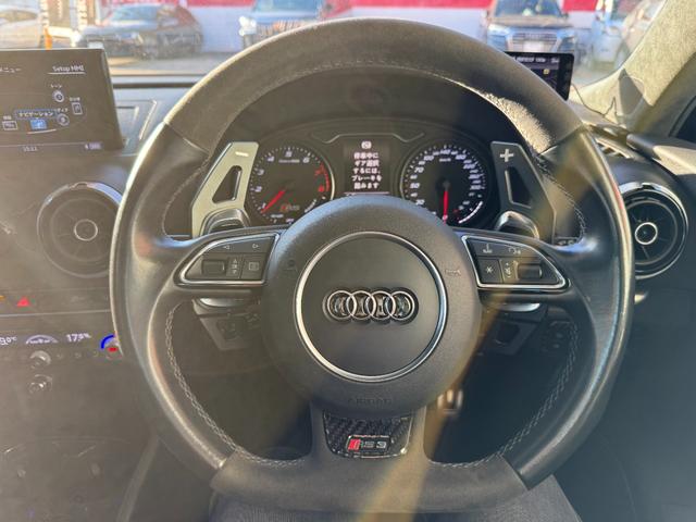 ＲＳ３スポーツバック ベースグレード　ＢＲＩＤＥシート／社外マフラー／社外車高調／社外ブレーキ／社外１８インチホイール／チューニングシステム／純正ナビ／ＡＣＣ／ＢＳＭ／ＬＥＤライト／バックカメラ／サンルーフ／バングアンドオルフセン（9枚目）