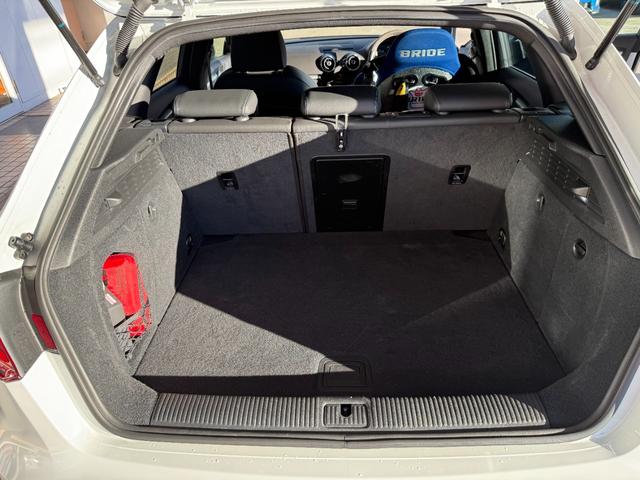 ＲＳ３スポーツバック ベースグレード　ＢＲＩＤＥシート／社外マフラー／社外車高調／社外ブレーキ／社外１８インチホイール／チューニングシステム／純正ナビ／ＡＣＣ／ＢＳＭ／ＬＥＤライト／バックカメラ／サンルーフ／バングアンドオルフセン（32枚目）