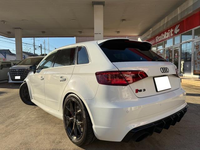 ＲＳ３スポーツバック ベースグレード　ＢＲＩＤＥシート／社外マフラー／社外車高調／社外ブレーキ／社外１８インチホイール／チューニングシステム／純正ナビ／ＡＣＣ／ＢＳＭ／ＬＥＤライト／バックカメラ／サンルーフ／バングアンドオルフセン（40枚目）