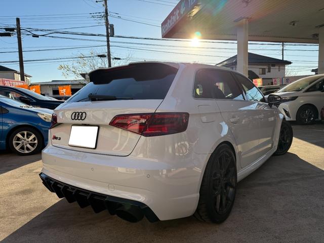 ＲＳ３スポーツバック ベースグレード　ＢＲＩＤＥシート／社外マフラー／社外車高調／社外ブレーキ／社外１８インチホイール／チューニングシステム／純正ナビ／ＡＣＣ／ＢＳＭ／ＬＥＤライト／バックカメラ／サンルーフ／バングアンドオルフセン（47枚目）