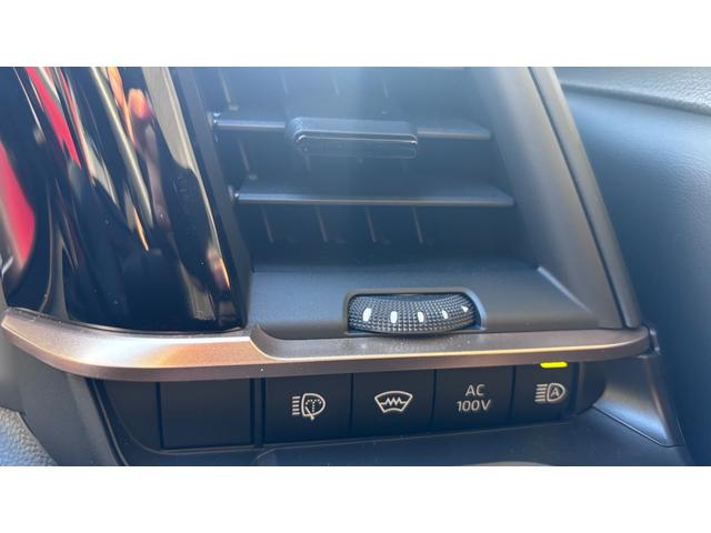 クラウンスポーツ RS PHEV パノラマルーフ デジタルインナーミラー フルセグTV(走行中視聴可)サイドバイザー HDMI入力端子 ホイールロックボルト ラゲージソフトトレイ インテリアイルミネーション(ホワイト)(7枚目)