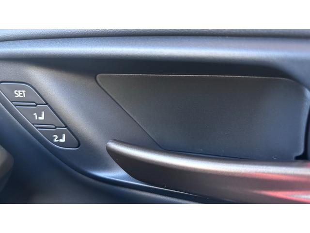 クラウンスポーツ RS PHEV パノラマルーフ デジタルインナーミラー フルセグTV(走行中視聴可)サイドバイザー HDMI入力端子 ホイールロックボルト ラゲージソフトトレイ インテリアイルミネーション(ホワイト)(9枚目)