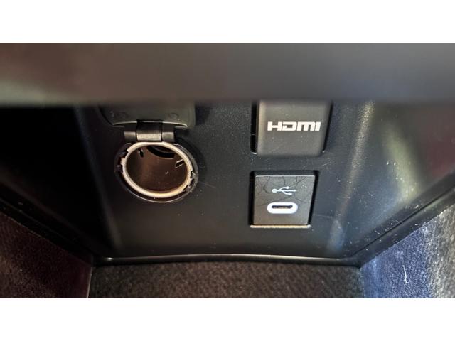 クラウンスポーツ RS PHEV パノラマルーフ デジタルインナーミラー フルセグTV(走行中視聴可)サイドバイザー HDMI入力端子 ホイールロックボルト ラゲージソフトトレイ インテリアイルミネーション(ホワイト)(23枚目)