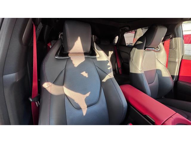 クラウンスポーツ RS PHEV パノラマルーフ デジタルインナーミラー フルセグTV(走行中視聴可)サイドバイザー HDMI入力端子 ホイールロックボルト ラゲージソフトトレイ インテリアイルミネーション(ホワイト)(25枚目)