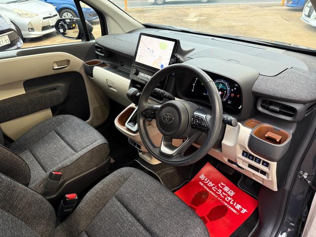 シエンタ Ｚ　ワンオーナー／禁煙車／ディスプレイオーディオ／全周囲カメラ／Ｃａｒ　Ｐｌａｙ対応／Ｂｌｕｅｔｏｏｔｈ／両側電動スライドドア／シートヒーター／ＢＳＭ／レーダークルーズ／自動（軽減）ブレーキ／フルセグＴＶ（4枚目）