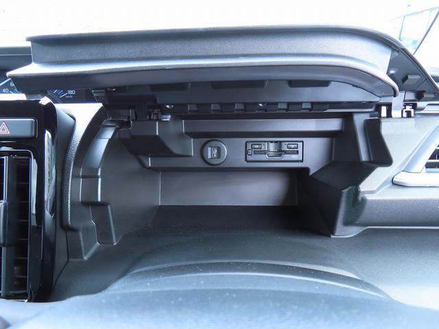 ソリオ ＨＹＢＲＩＤ　ＭＸ　全方位モニター付メモリーナビ　電動スライドドア　ドライブレコーダー　ＥＴＣ　キーレスプッシュスタート　ウォークスルー　アダプティブクルーズコントロール　後退時ブレーキサポート　ＳＲＳサイドエアバッグ　両席シートヒーター　ＥＳＰ（64枚目）