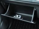 助手席下部の収納です☆開閉できるデザインです☆
