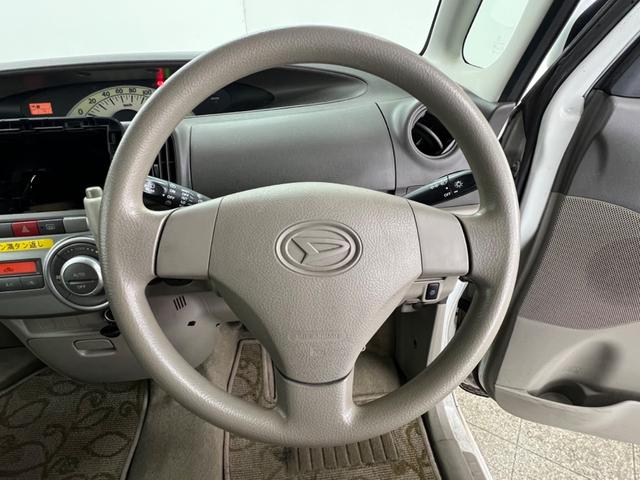 タント Ｘリミテッドスペシャル　鑑定書付き　ナビレス　片側電動スライドドア　キーレス　全席バイザー付き　車検整備付き販売車　走行距離１１７９１７Ｋｍ　１年距離無制限保証　運転席エアバック（5枚目）