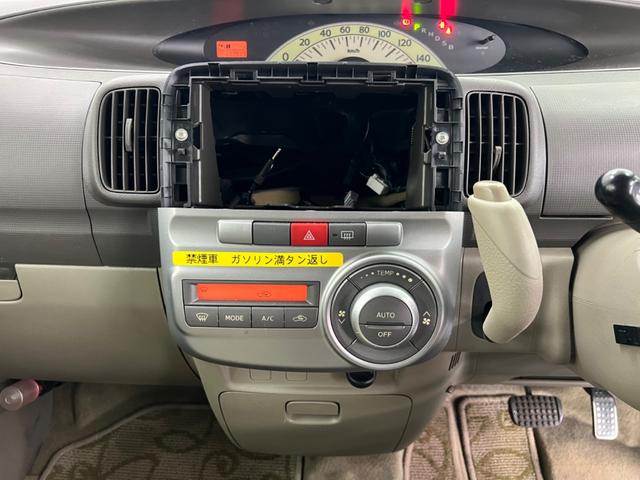 タント Ｘリミテッドスペシャル　鑑定書付き　ナビレス　片側電動スライドドア　キーレス　全席バイザー付き　車検整備付き販売車　走行距離１１７９１７Ｋｍ　１年距離無制限保証　運転席エアバック（6枚目）