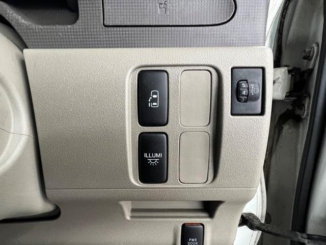 タント Ｘリミテッドスペシャル　鑑定書付き　ナビレス　片側電動スライドドア　キーレス　全席バイザー付き　車検整備付き販売車　走行距離１１７９１７Ｋｍ　１年距離無制限保証　運転席エアバック（7枚目）