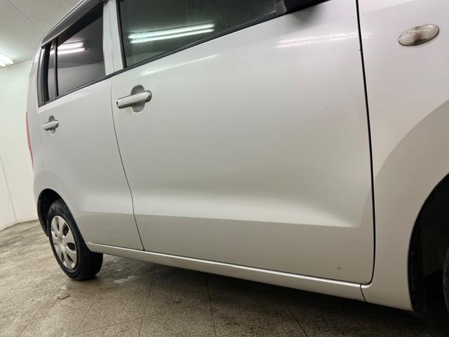 ワゴンＲ ＦＸ　鑑定書付き　ＣＤ再生　ラジオ　キーレス　車検整備付き販売車　走行距離８２４８７Ｋｍ　１年距離無制限保証　全席バイザー付き　運転席エアバック　エアコン（65枚目）