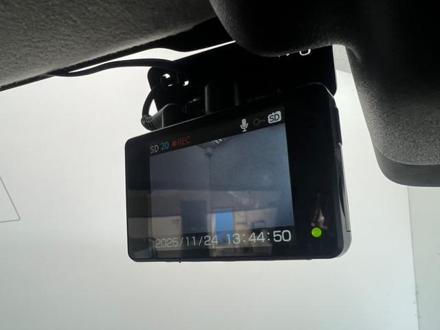 ハスラー Ｇ　鑑定書付き　ワンオーナー　衝突軽減装置　ワンセグナビ　ＣＤ再生　ドライブレコーダー付き　車検整備付き販売車　走行距離５２６６０Ｋｍ　１年距離無制限保証　全席バイザー付き（9枚目）