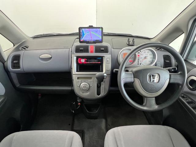 ライフ F エアロプレミアム 鑑定書付き CDオーディオ ポータブルナビ キーレス 車検令和8年7月 走行距離79949Km 全席バイザー付き 運転席エアバック エアコン(4枚目)