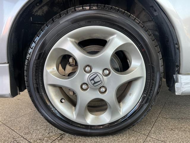 ライフ F エアロプレミアム 鑑定書付き CDオーディオ ポータブルナビ キーレス 車検令和8年7月 走行距離79949Km 全席バイザー付き 運転席エアバック エアコン(31枚目)