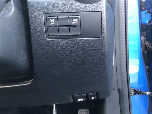 XD 4WD スマートシティブレーキサポート 純正メモリナビ(DTV/CD/DVD/BT/AM/FM/AUX/USB) LEDヘッドライト クルーズコントロール ETC スマートキー(5枚目)