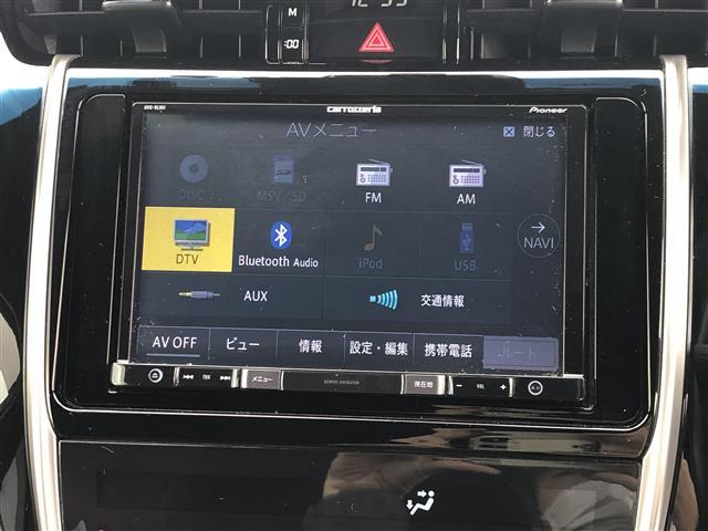 プレミアム　メタル　アンド　レザーパッケージ　サンルーフ　衝突軽減　前後コーナーセンサー　社外ナビ　ＡＭ　ＦＭ　ＢＴ　ＤＴＶ　バックカメラ　レーダークルコン　社外１７インチＡＷ　ドラレコ(7枚目)