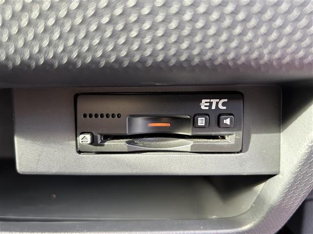 ハスラー Ｘ　４ＷＤ　純正ナビ／フルセグ／ＣＤ／ＤＶＤ／ＢＴ　Ｂカメラ　衝突軽減　ＥＴＣ　運転席シートヒーター　キセノンライト　フォグ　純正１５ＡＷ　Ｐスタート　Ａストップ　フロアマット　ドアバイザー　スペアキー（9枚目）