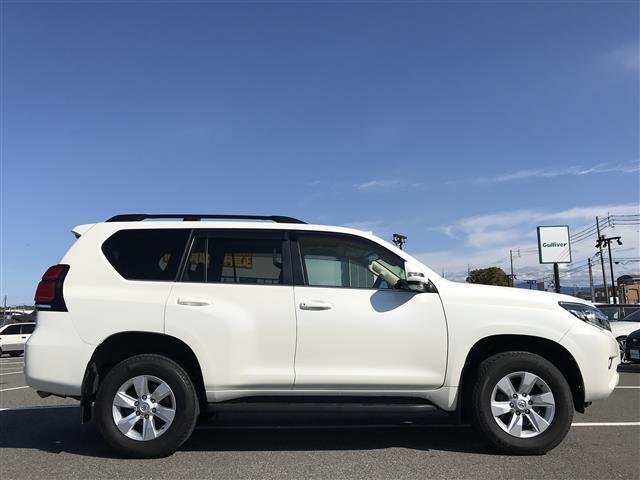 ランドクルーザープラド ＴＸ　Ｌパッケージ　１オーナー　４ＷＤ　ディーゼルターボ　純正９型ナビ／ＢＴ　全方位　ムーンルーフ　セーフティＳ　ＥＴＣ２．０　パワーシート　電動サードシート　ＬＥＤ　純正１７ＡＷ　ルーフレール　スペアキー（36枚目）