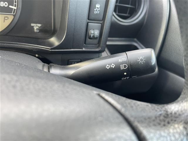 プロボックス ＤＸコンフォート　カーキ全塗装　純正ナビ／ＴＶ／ＢＴ　ＥＴＣ　セーフティセンス　レーンアシスト　ＴＯＹＯオープンカントリー　ルーフキャリア　ルーフクロスバー　ＴＯＹＯＴＡエンブレム　マットブラックペイント　キーレスキー（9枚目）