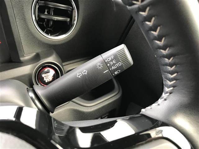 N-BOXカスタム コーディネートスタイル 純正9型ナビ/フルセグ/BT/USB Bカメラ Hセンシング レーンキープ レーダークルーズ パーキングセンサー 両側電動 ハーフレザー シートヒーター ETC ドラレコ LED 純正14AW(9枚目)