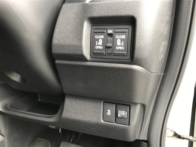 N-BOXカスタム コーディネートスタイル 純正9型ナビ/フルセグ/BT/USB Bカメラ Hセンシング レーンキープ レーダークルーズ パーキングセンサー 両側電動 ハーフレザー シートヒーター ETC ドラレコ LED 純正14AW(14枚目)