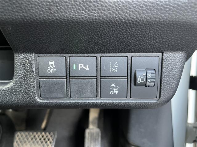 Ｎ－ＷＧＮカスタム Ｌホンダセンシング　純正ナビ／フルセグ／ＤＶＤ／ＣＤ／ＵＳＢ／ＢＴ　Ｂカメラ　ＥＴＣ　運転席シートヒーター　Ｈセンシング　レーダークルーズ　レーンキープアシスト　ＬＥＤライト　純正アルミ　プッシュスタート　Ａストップ（10枚目）