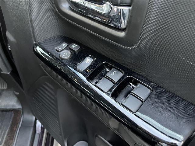 スペーシアカスタム ハイブリッドXS ワンオーナー 社外ナビ/フルセグ/DVD/CD/BT ETC レーダーブレーキ レーンアシスト 両側パワースライド ハーフレザー シートヒーター LEDライト プッシュスタート 純正15インチAW(12枚目)