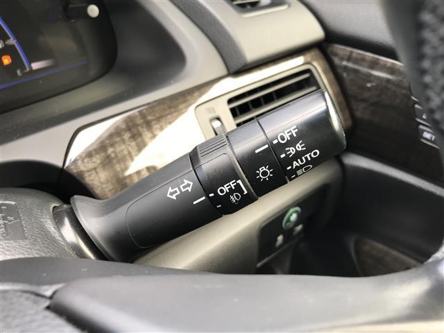 アコードハイブリッド ＬＸ　純正ナビ／フルセグ／ＤＶＤ／ＣＤ／ＢＴ　バックカメラ　ビルトインＥＴＣ　クルコン　黒革シート　パワーシート　Ｄ席メモリーシート　シートヒーター　ＬＥＤライト　フォグ　純正１７ＡＷ　プッシュスタート（9枚目）