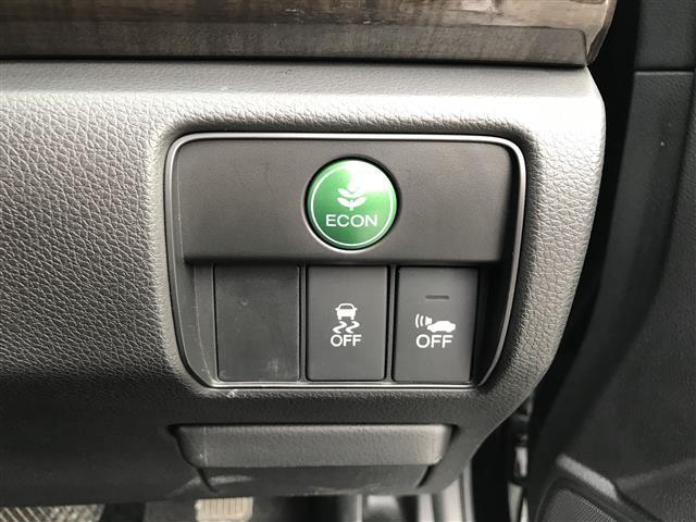 アコードハイブリッド ＬＸ　純正ナビ／フルセグ／ＤＶＤ／ＣＤ／ＢＴ　バックカメラ　ビルトインＥＴＣ　クルコン　黒革シート　パワーシート　Ｄ席メモリーシート　シートヒーター　ＬＥＤライト　フォグ　純正１７ＡＷ　プッシュスタート（12枚目）