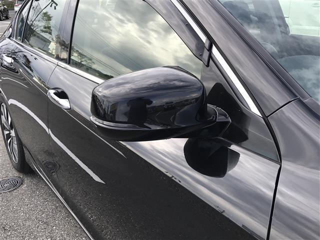 アコードハイブリッド ＬＸ　純正ナビ／フルセグ／ＤＶＤ／ＣＤ／ＢＴ　バックカメラ　ビルトインＥＴＣ　クルコン　黒革シート　パワーシート　Ｄ席メモリーシート　シートヒーター　ＬＥＤライト　フォグ　純正１７ＡＷ　プッシュスタート（38枚目）