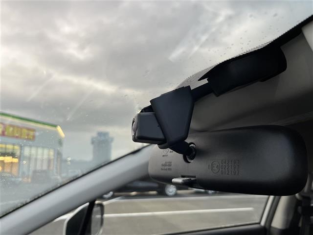 インプレッサスポーツ 2.0i-Lアイサイト 4WD 純正8型ナビ/フルセグ/DVD/CD/BT バックカメラ ETC ドライブレコーダー アイサイト レーダークルーズ レーンアシスト LEDライト 純正アルミ プッシュスタート 電動パーキング(13枚目)