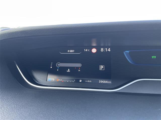 セレナ ｅ－パワー　ハイウェイスターＶ　純正１０型ナビ／ＴＶ／ＤＶＤ／ＣＤ／ＢＴ　アラウンドビュー　フリップダウン　ドラレコ　ＥＴＣ　セーフティパックＢ　衝突軽減ブレーキ　プロパイロット　両側パワスラ　ＬＥＤライト　前後ソナー　シートカバー（8枚目）