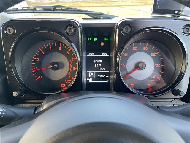 ジムニー XC ツートン ワンオーナー 8型ナビ/TV/DVD/CD/BT F/Rカメラ 3インチリフトUP オープンカントリー ルーフラック リヤラダー サイドステップ 衝突軽減 LED デイライト 社外テール(6枚目)