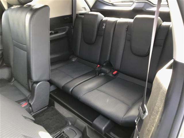 エクストレイル ２０Ｘ　７人乗り３列シート　純正ナビ／フルセグ／ＣＤ／ＤＶＤ／ＢＴ　アラウンドビュー　フリップダウン　ＥＴＣ　　エマージェンシーブレーキ　デジタルミラー　前後ソナー　電動リアゲート　ＬＥＤライト　純正アルミ（28枚目）