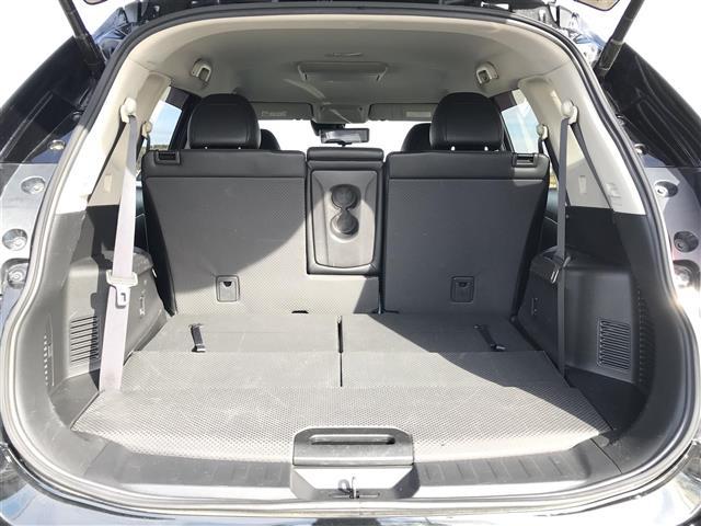 エクストレイル ２０Ｘ　７人乗り３列シート　純正ナビ／フルセグ／ＣＤ／ＤＶＤ／ＢＴ　アラウンドビュー　フリップダウン　ＥＴＣ　　エマージェンシーブレーキ　デジタルミラー　前後ソナー　電動リアゲート　ＬＥＤライト　純正アルミ（30枚目）